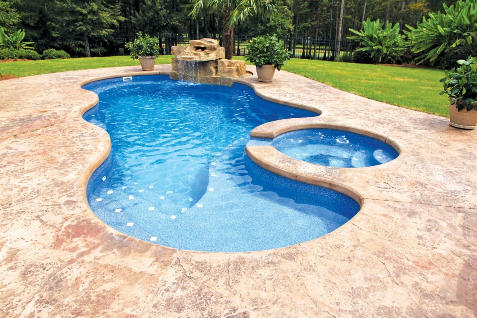 fiberglass round pool