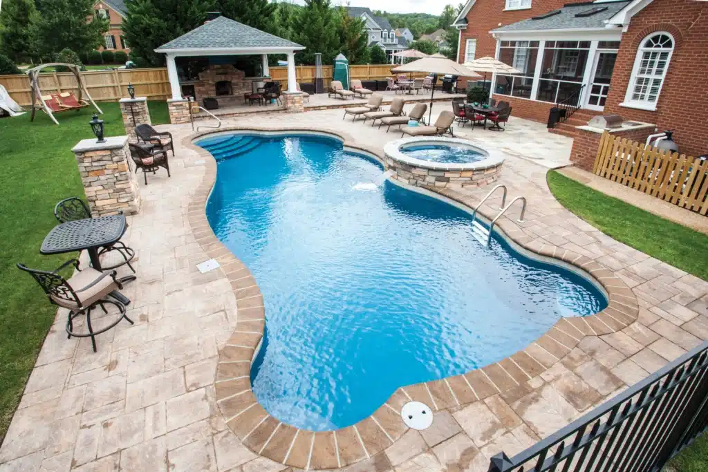 Cleveland Pool Builders - Premier Pools & Spas