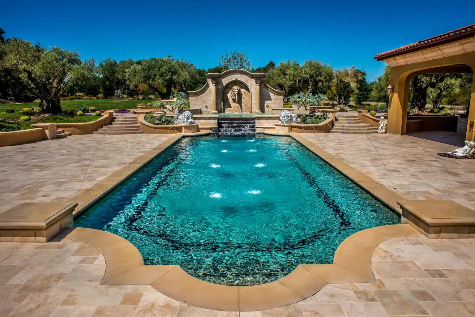 Meridian Inground Pool Builders - Premier Pools & Spas