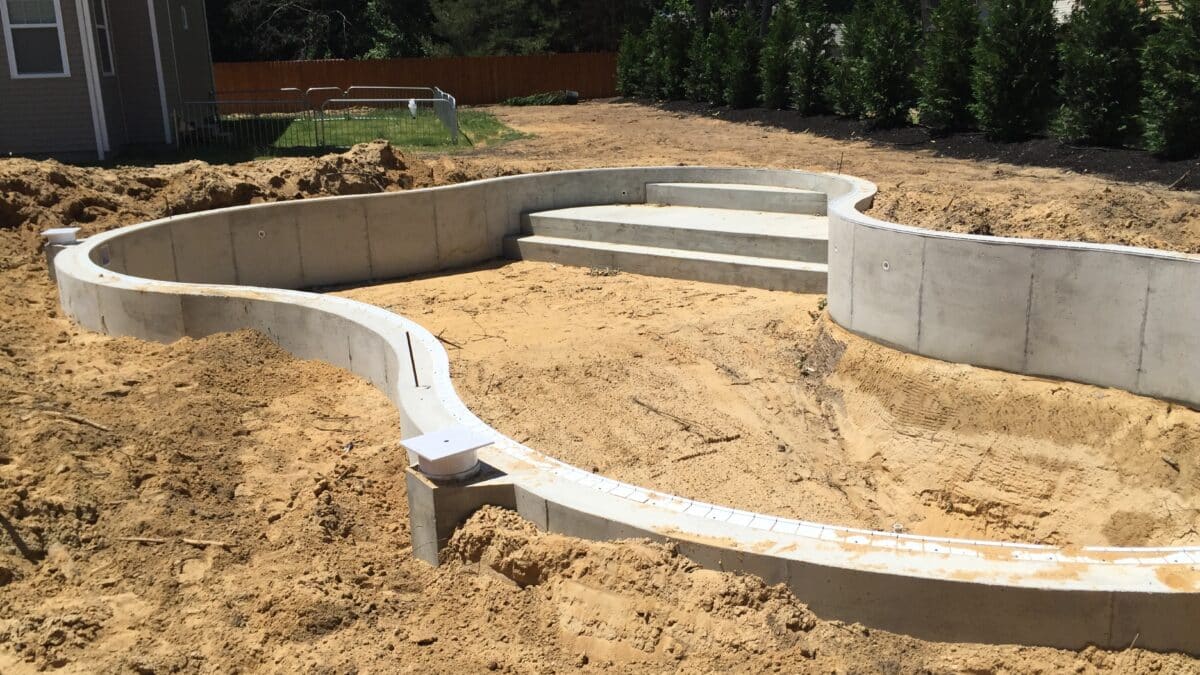 Vinyl Pool Building Process